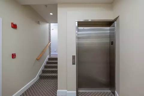 Entry Way - 196 Main St UNIT 2, Gloucester, MA 01930 photo 3 of 3