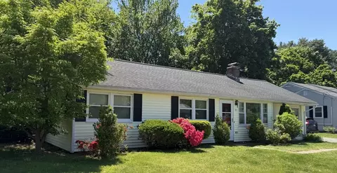 18 Griffin Rd, Framingham, MA 01701