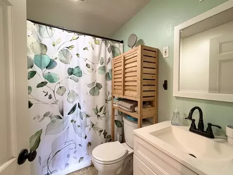 Bath - 124 Central Ave, Ayer, MA 01432 photo 1 of 1