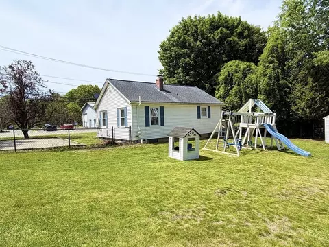 Exterior - 124 Central Ave, Ayer, MA 01432 photo 2 of 3