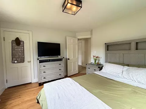 Bedroom - 124 Central Ave, Ayer, MA 01432 photo 1 of 3
