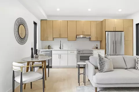 156 Albion St #R, Somerville, MA 02144