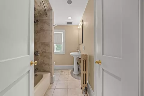 Entry Way - 201 Dodge St, Beverly, MA 01915 photo 2 of 2