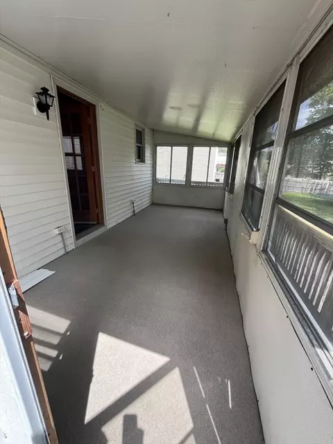 Exterior - 44 Pine Hill Rd, Worcester, MA 01604 photo 3 of 3