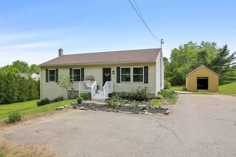 815 Wauwinet Rd, Barre, MA 01005