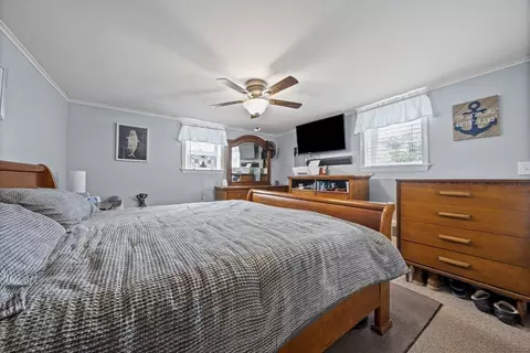 Bedroom - 15 D St, Hull, MA 02045 photo 5 of 6