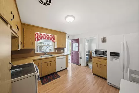 Kitchen - 15 D St, Hull, MA 02045 photo 1 of 3