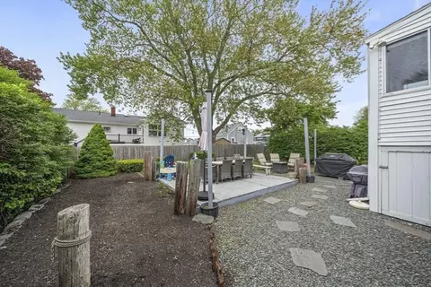 Exterior - 15 D St, Hull, MA 02045 photo 3 of 7
