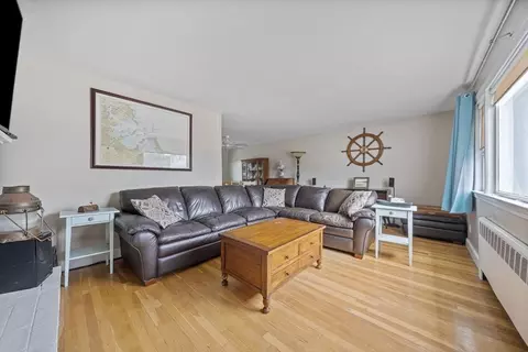 Living - 15 D St, Hull, MA 02045 photo 1 of 5