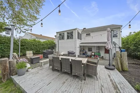 Exterior - 15 D St, Hull, MA 02045 photo 5 of 7