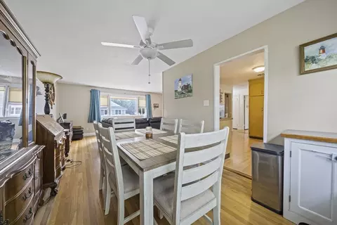 Dining - 15 D St, Hull, MA 02045 photo 2 of 5