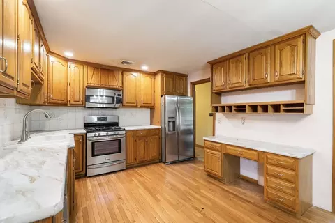Kitchen - 334 Forest St, Raynham, MA 02767 photo 3 of 5