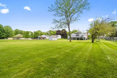 Exterior - 334 Forest St, Raynham, MA 02767 photo 11 of 13