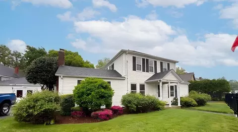 114 Curve St, Dedham, MA 02026