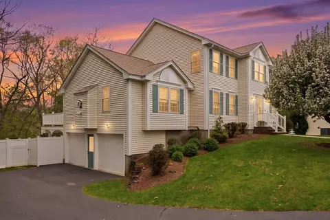 17 Cronin Way, Woburn, MA 01801