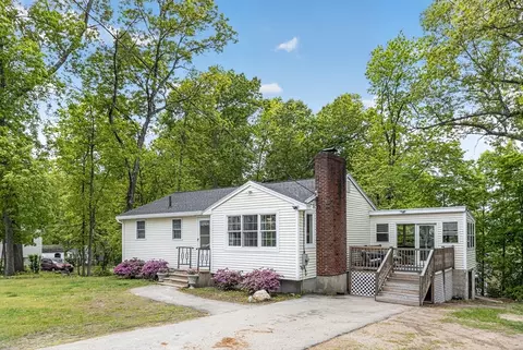 45 Christy Ave, Dracut, MA 01826