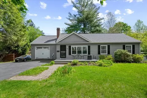 23 Ward St, Auburn, MA 01501