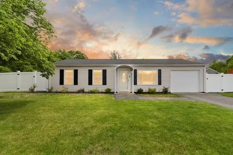 8 Viking Dr, Whitman, MA 02382