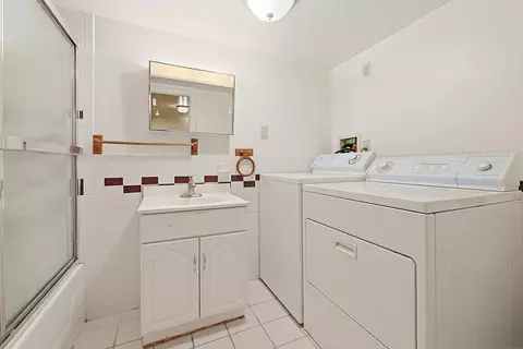 15 Becket St, Quincy, MA 02171