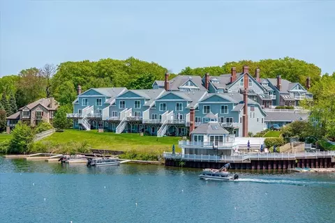 4 Eastern Point Dr #4, Shrewsbury, MA 01545