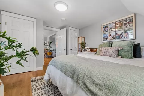 Bedroom - 44 Charnock St, Beverly, MA 01915 photo 2 of 5
