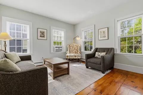 Living - 44 Charnock St, Beverly, MA 01915 photo 1 of 5