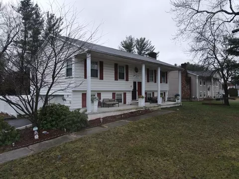 117 Silver St, Agawam, MA 01001