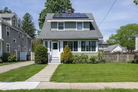 11 Mayo Ave, Needham, MA 02492