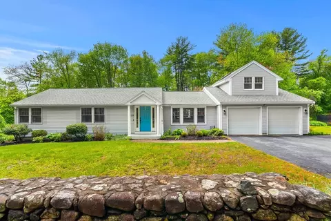 139 Hidden Rd, Andover, MA 01810