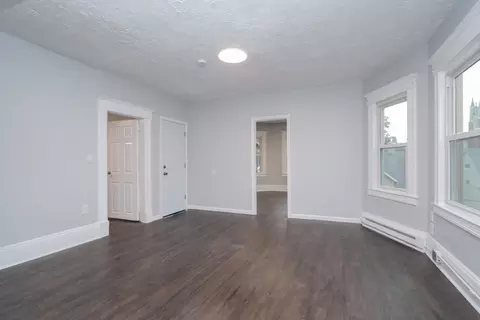 36-38 Chapel St, Springfield, MA 01109 photo 9