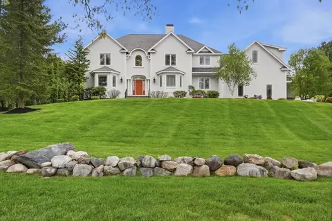 340 S Main St, Andover, MA 01810