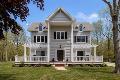 10 N Bog Rd, Edgartown, MA 02539
