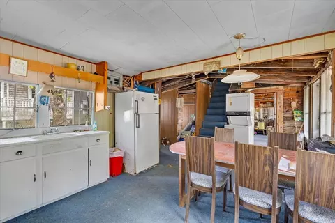 Kitchen - 14 Old Colony Ave, Buzzards Bay, MA 02532 photo 2 of 2