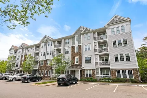 62 Abigail Way #1006, Reading, MA 01867