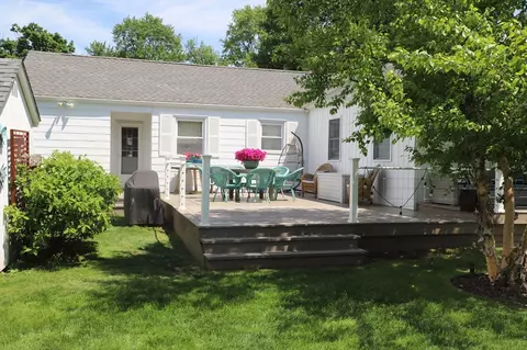 24 Circle Dr, West Springfield, MA 01089 photo 10