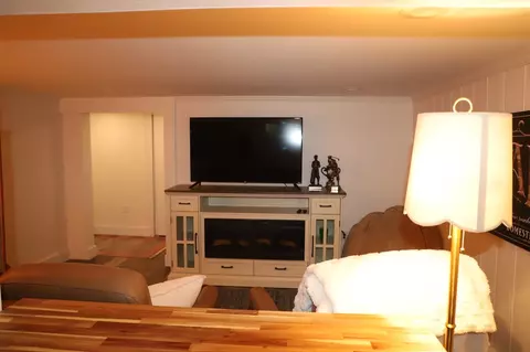 24 Circle Dr, West Springfield, MA 01089 photo 36