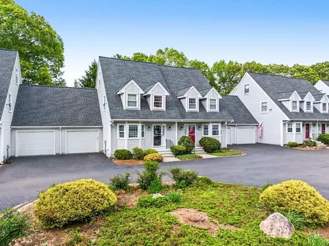 20 Cinnamon Cir #20, Walpole, MA 02081