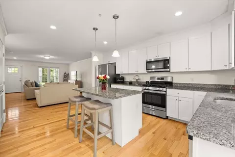 50 Sawmill Ln #5, Hanson, MA 02341
