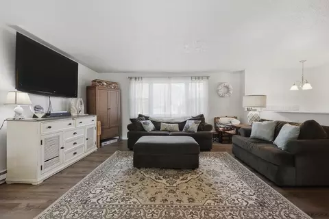 22 Seabrook Rd, Salisbury, MA 01952 photo 3