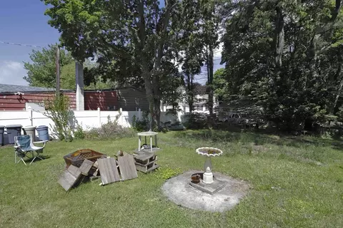 5 Anthony St, Acushnet, MA 02743 photo 7