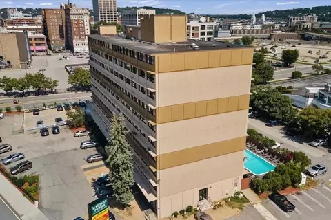 70 Southbridge St #313, Worcester, MA 01608