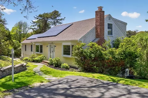 36 Pursel Dr, Chatham, MA 02650