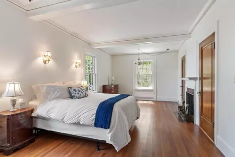Bedroom - 89 Lothrop St, Beverly, MA 01915 photo 3 of 8