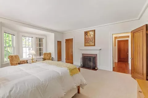 Bedroom - 89 Lothrop St, Beverly, MA 01915 photo 8 of 8