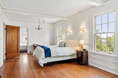 Bedroom - 89 Lothrop St, Beverly, MA 01915 photo 4 of 8