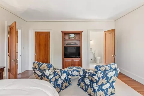 Bedroom - 89 Lothrop St, Beverly, MA 01915 photo 6 of 8
