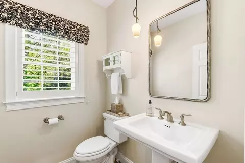 Bath - 39 Opal Cir, Franklin, MA 02038 photo 1 of 5