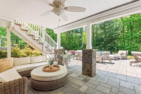 Exterior - 39 Opal Cir, Franklin, MA 02038 photo 4 of 8