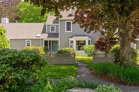 44 Floret Cir #44, Hingham, MA 02043