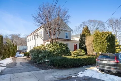 49 Dighton St, Brighton, MA 02135